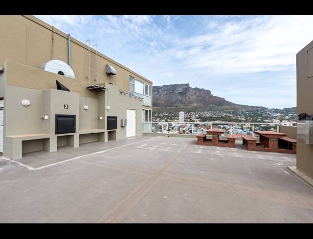 2 BEDROOM APARTMENT TO LET IN CAPE TOWN CITY CENTRE